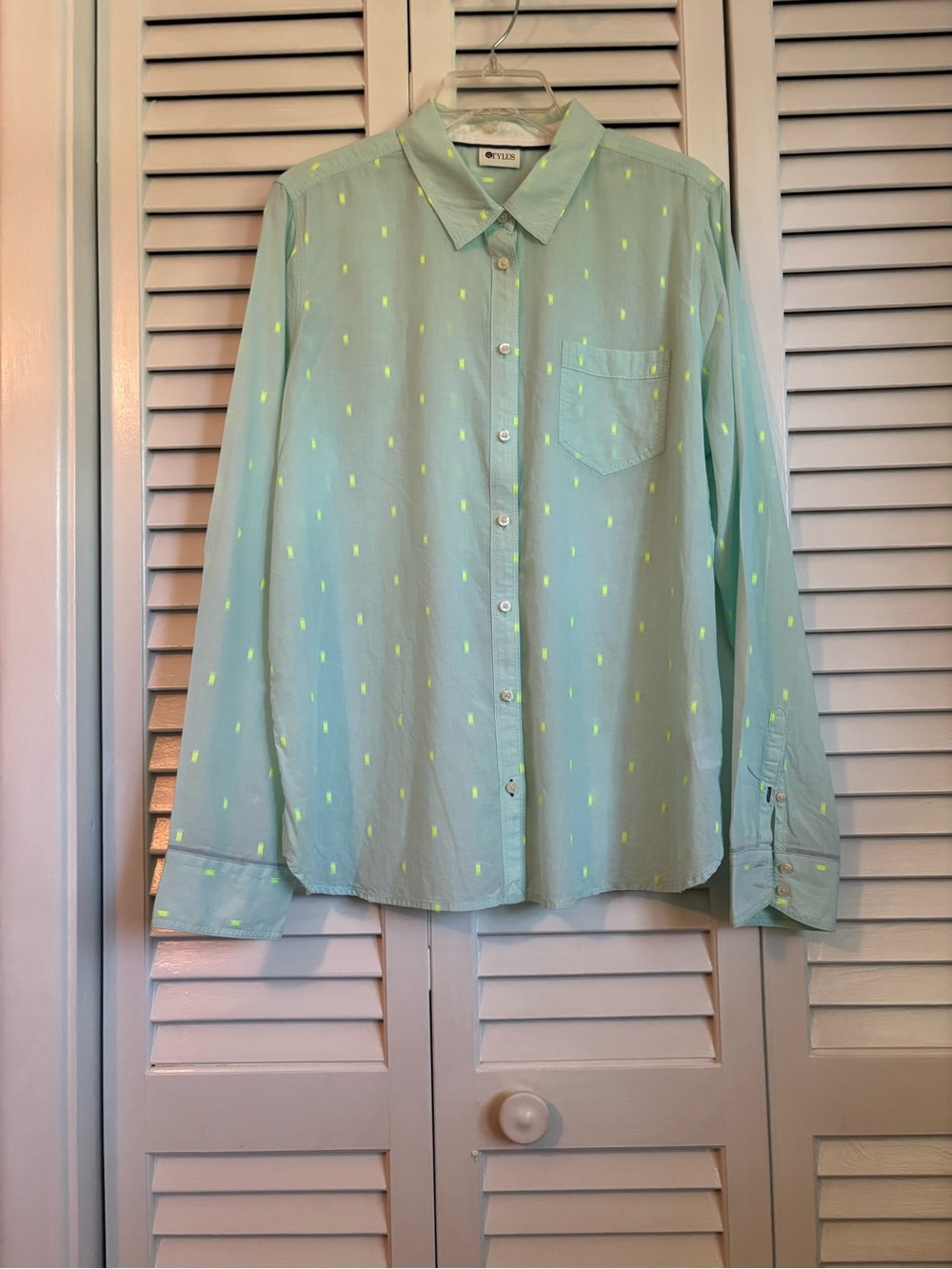 STYLUS Pastel Mint Shirt with Neon Yellow Accents